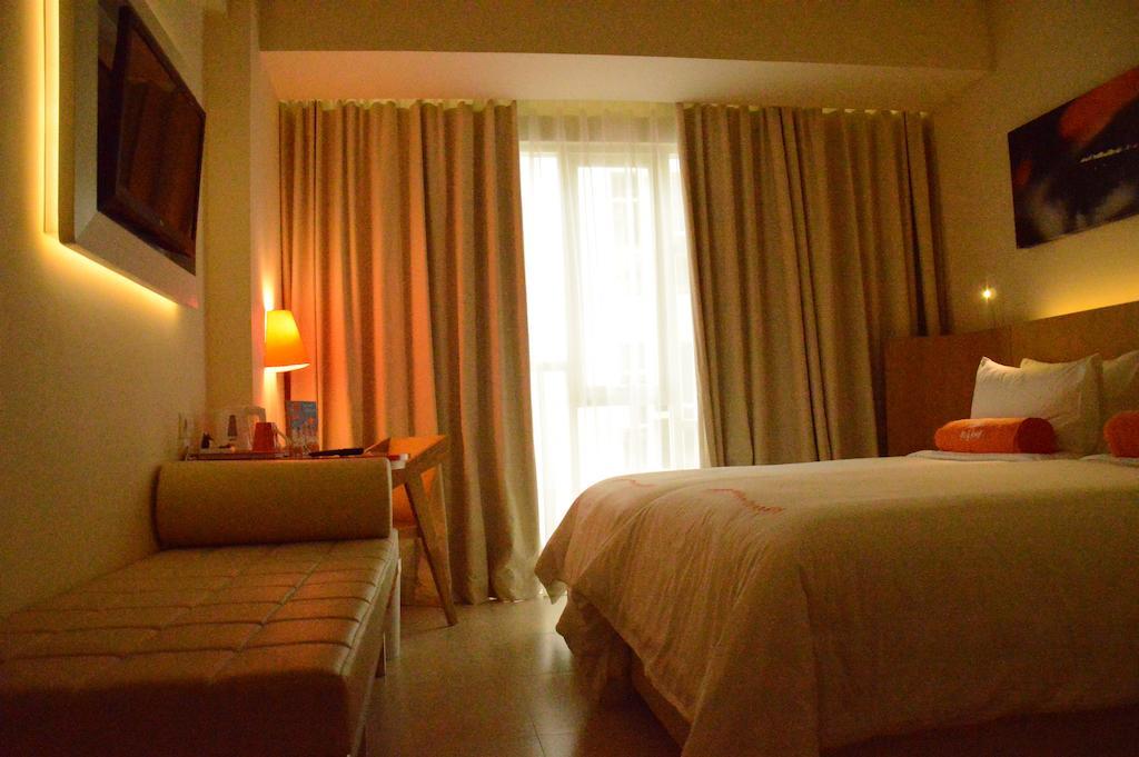 Harris Hotel Raya Кута Экстерьер фото